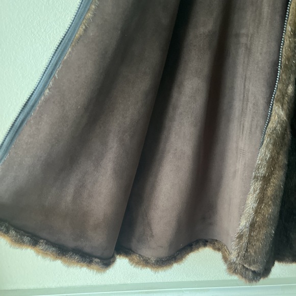 Brown Faux Fur Women Vest by Andrea Faye Classic Outerwear Zip Collar USA XL - Picture 13 of 16